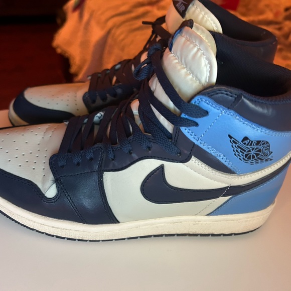 Size 12 - Jordan 1 Retro OG High Obsidian UNC 2019